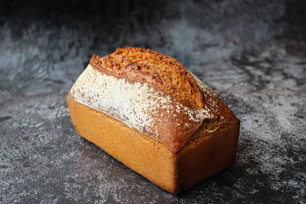 pain au levain et farine de petit épeautre entière biologique, goût de noisettes.